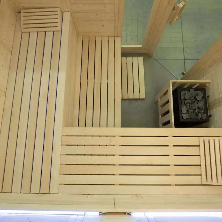 Almost Heaven Komfort Corner 5-Person Indoor Sauna