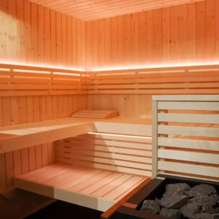Almost Heaven Nordic 6-Person Sauna