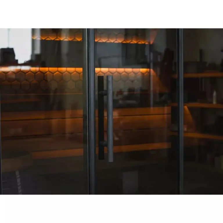 Viva 250 Outdoor Sauna 5-Person | Leil Saunas