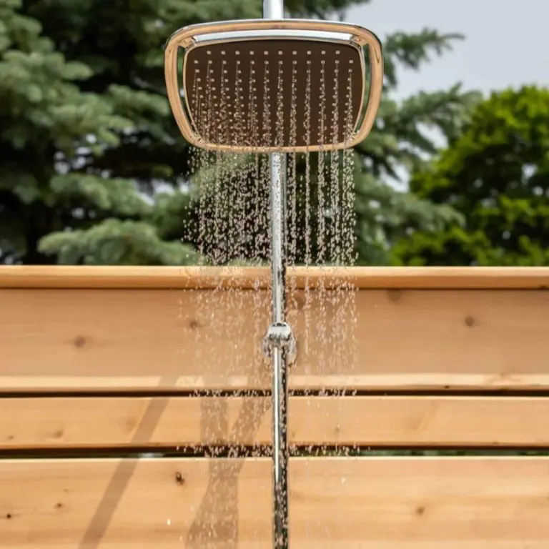 Canadian Timber Savannah Outdoor Shower | Dundalk