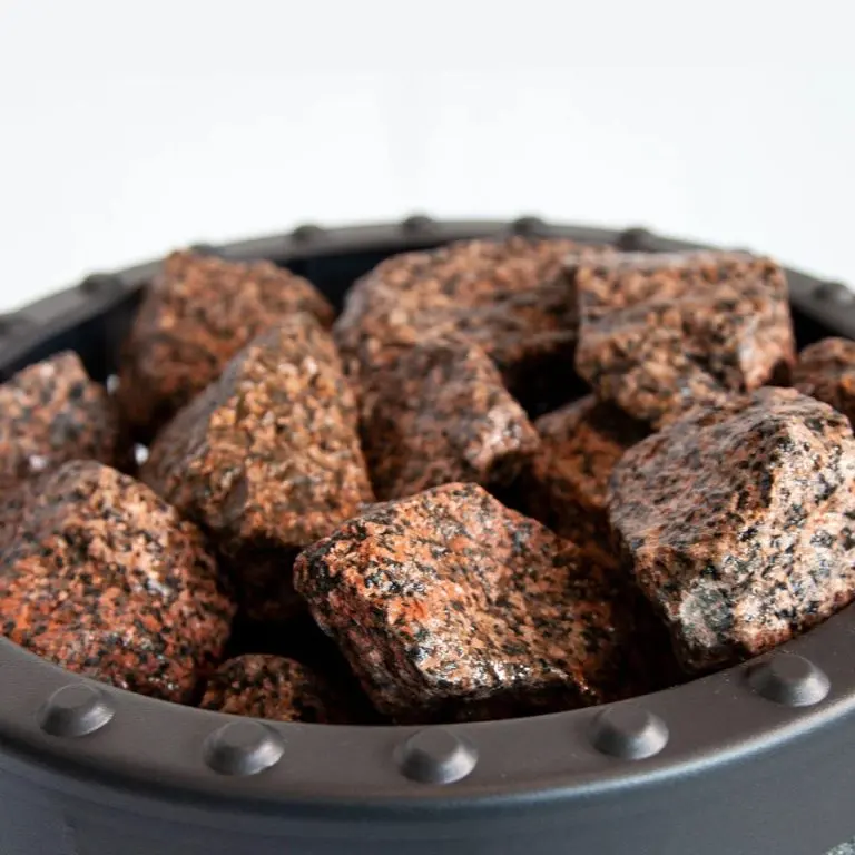 Decorative Red Granite Sauna Heater Stones 2-4 In, 22 lb | Harvia