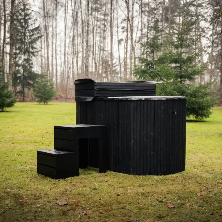 Lux Artico Plunge | Heritage Sauna® Architectural Series