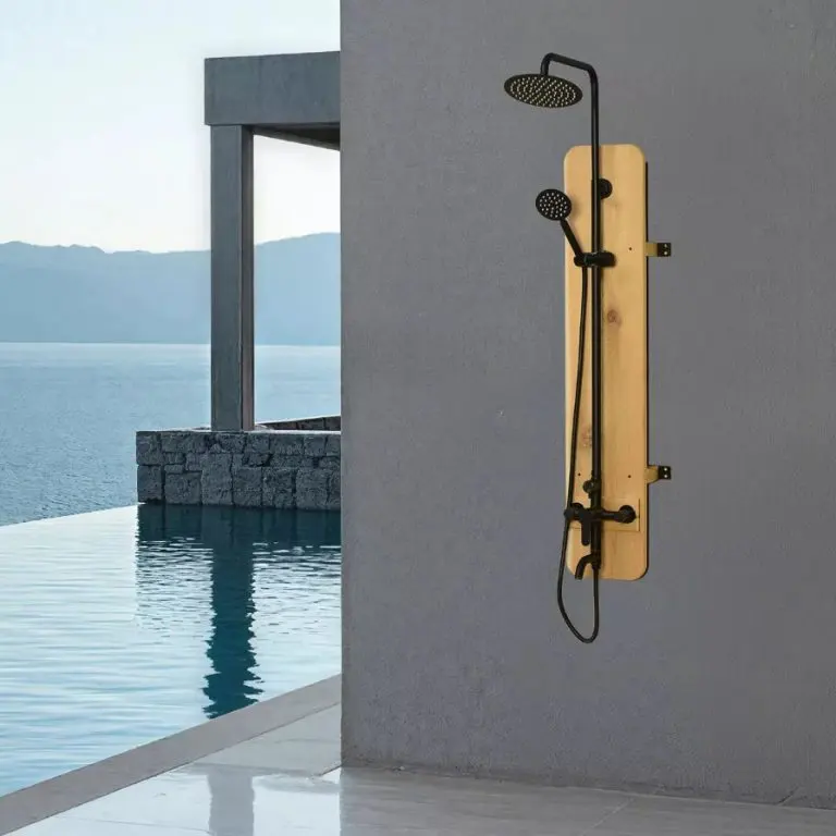 Meridian Outdoor Shower | Rinse